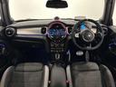 ＪＣＷ　プレミアムプラスパッケージ　ＪＣＷトリム　認定中古車・２年保証・ワンオーナー・純正ナビ・ＡｐｐｌｅＣａｒＰｌａｙ・被害軽減ブレーキ・ＡＣＣ・バックカメラ・障害物センサー・ＥＴＣ・ＳＯＳコール・純正１８インチＡＷ・ルーフラッピング・社外品装着（41枚目）