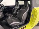 ＪＣＷ　プレミアムプラスパッケージ　ＪＣＷトリム　認定中古車・２年保証・ワンオーナー・純正ナビ・ＡｐｐｌｅＣａｒＰｌａｙ・被害軽減ブレーキ・ＡＣＣ・バックカメラ・障害物センサー・ＥＴＣ・ＳＯＳコール・純正１８インチＡＷ・ルーフラッピング・社外品装着（44枚目）