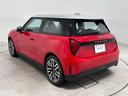 ＭＩＮＩ クーパーＥ　クラシック・トリム　認定保証２年・Ｐアシスト・ＨＵＤ・ナビＡＲ・１７Ｗ・認定保証２年・コンフォートアクセス・ＳＴ．ホィール　ヒーター・Ｆシートヒーター・アダプティブＬＥＤライト・Ｄアシスト・（8枚目）