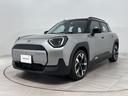 ＭＩＮＩ エースマンＥ　クラシック・トリム　認定保証２年・Ｐアシスト＋・全周囲カメラ・ＭＩＮＩＬＭホイールスライドスポーク２トーン・円形有機ＥＬセンターディスプレイ・交流電流クイック充電・Ａｐｐｌｅ　ＣａｒＰｌａｙ・ワイヤレス充電（2枚目）