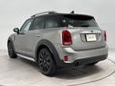 ＭＩＮＩ クーパーＤ　クロスオーバー　オール４　全国２年保証／衝突回避、被害軽減ブレーキ／車線逸脱警告／バックカメラ／ＬＥＤヘッドライト／ＬＥＤリアコンビランプ／バックドア自動開閉／１７インチホイール／ルーフレール（8枚目）