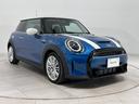 MINI クーパーS クラシック・トリム 全国2年保証ナビタッチスクリーンETCSOSコール車線逸脱警告バックカメラマルチファンクションステアリングMINIドライビングモードLEDヘッドライトLEDリアコンビランプ17インチホイール 中古車画像_4