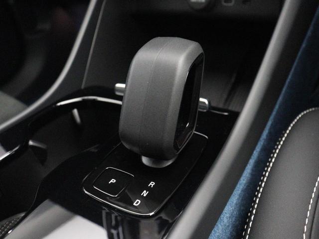 Ｃ４０リチャージ リチャージ　ツイン　電気自動車　パノラマルーフ　ピクセルＬＥＤ　Ｇｏｏｇｌｅ　ドラレコ　ｈａｒｍａｎ／ｋａｒｄｏｎ　前後シートヒーター　ステアリングホイールヒーター　ワイヤレススマホチャージ　バックライト付パネル（27枚目）