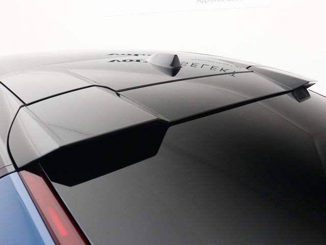 Ｃ４０リチャージ リチャージ　ツイン　電気自動車　パノラマルーフ　ピクセルＬＥＤ　Ｇｏｏｇｌｅ　ドラレコ　ｈａｒｍａｎ／ｋａｒｄｏｎ　前後シートヒーター　ステアリングホイールヒーター　ワイヤレススマホチャージ　バックライト付パネル（33枚目）