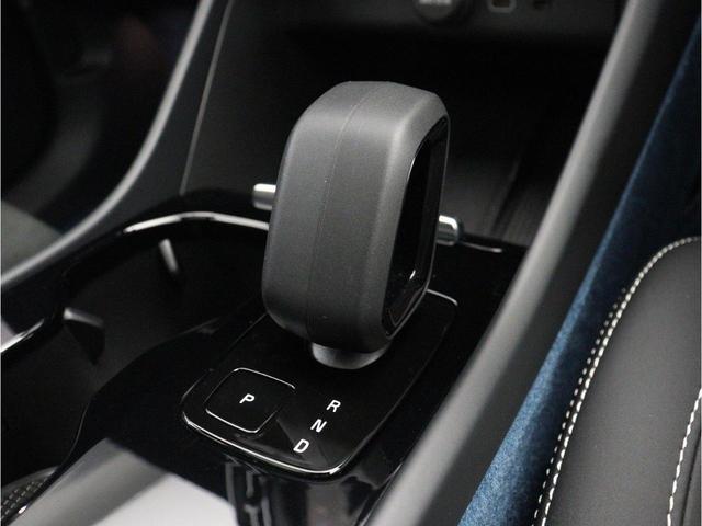 Ｃ４０リチャージ リチャージ　ツイン　電気自動車　パノラマルーフ　ピクセルＬＥＤ　Ｇｏｏｇｌｅ　ドラレコ　前後シートヒーター　ステアリングホイールヒーター　ｈａｒｍａｎ／ｋａｒｄｏｎ　ワイヤレススマホチャージ　２０ＡＷ　パワーテールゲート（26枚目）