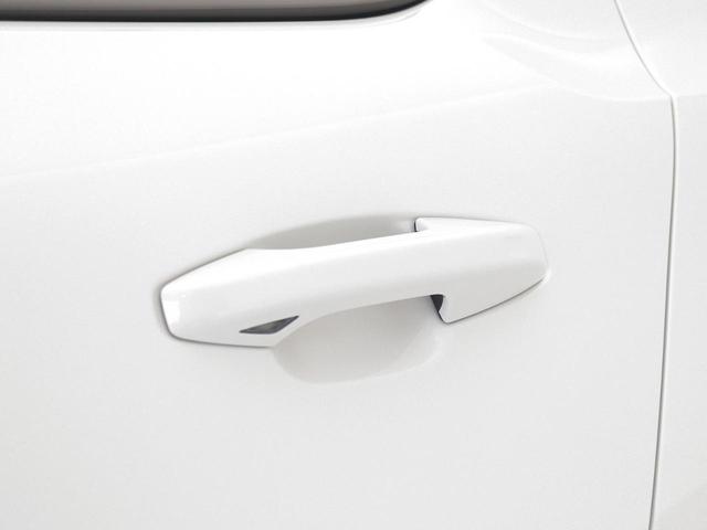 Ｃ４０リチャージ リチャージ　アルティメットツインモーター　電気自動車　パノラマルーフ　ピクセルＬＥＤ　ｈａｒｍａｎ／ｋａｒｄｏｎ　前後シートヒーター　ステアリングホイールヒーター　クリスタルシフトノブ　ワイヤレススマートフォンチャージ　パワーテールゲート（32枚目）
