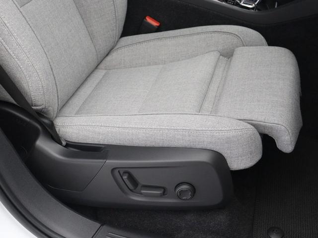 Ｃ４０リチャージ リチャージ　アルティメットツインモーター　電気自動車　パノラマルーフ　ピクセルＬＥＤ　ｈａｒｍａｎ／ｋａｒｄｏｎ　前後シートヒーター　ステアリングホイールヒーター　クリスタルシフトノブ　ワイヤレススマートフォンチャージ　パワーテールゲート（41枚目）