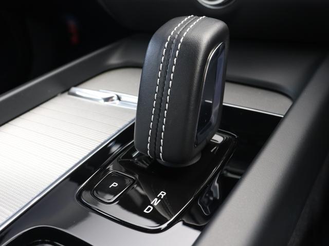 Ｓ６０ Ｂ５　Ｒデザイン　Ｂ５エンジン　専用スポーツサス　クライメートＰＫＧ　ドラレコ　４８Ｖ　１９インチＡＷ　ｈａｒｍａｎ／ｋａｒｄｏｎ　ブライトシルバーＭ　前後シートヒーター　ステアリングヒーター　ワイヤレススマホチャージ（20枚目）