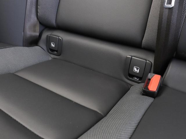 Ｓ６０ Ｂ５　Ｒデザイン　Ｂ５エンジン　専用スポーツサス　クライメートＰＫＧ　ドラレコ　４８Ｖ　１９インチＡＷ　ｈａｒｍａｎ／ｋａｒｄｏｎ　ブライトシルバーＭ　前後シートヒーター　ステアリングヒーター　ワイヤレススマホチャージ（39枚目）