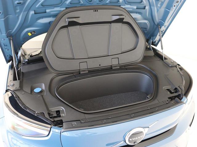 Ｃ４０リチャージ リチャージ　ツイン　電気自動車　パノラマルーフ　ピクセルＬＥＤヘッドライト　ドラレコ　ｈａｒｍａｎ／ｋａｒｄｏｎ　前後シートヒーター　ステアリングホイールヒーター　ワイヤレススマホチャージ　パワーテールゲート　２０ＡＷ（27枚目）