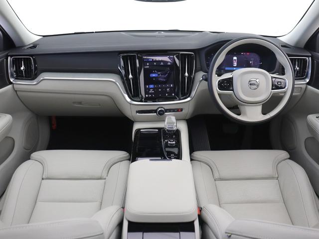 Ｓ６０ リチャジアルティメットＴ６ＡＷＤプラグインハイブリド　ＰＨＥＶ　パノラマサンルーフ　Ｇｏｏｇｌｅ　ドラレコ　ｈａｒｍａｎ／ｋａｒｄｏｎ　デニムブルーメタリック　１９ＡＷ　前後シートヒーター　ステアリングヒーター　クリスタルシフトノブ　ドリフトウッドパネル（4枚目）