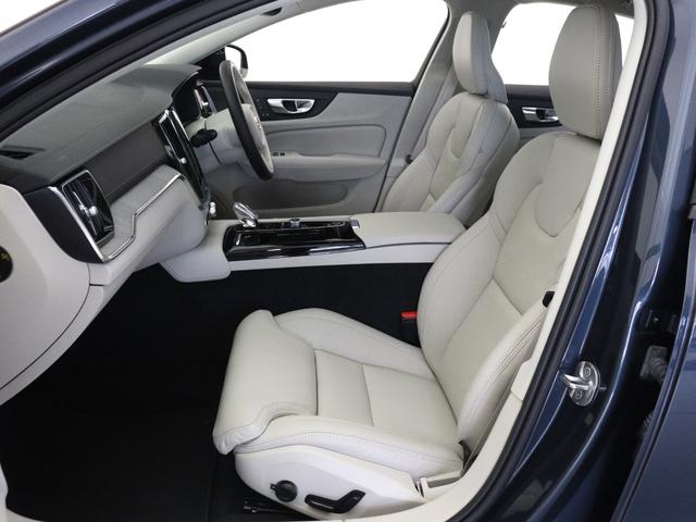 Ｓ６０ リチャジアルティメットＴ６ＡＷＤプラグインハイブリド　ＰＨＥＶ　パノラマサンルーフ　Ｇｏｏｇｌｅ　ドラレコ　ｈａｒｍａｎ／ｋａｒｄｏｎ　デニムブルーメタリック　１９ＡＷ　前後シートヒーター　ステアリングヒーター　クリスタルシフトノブ　ドリフトウッドパネル（12枚目）