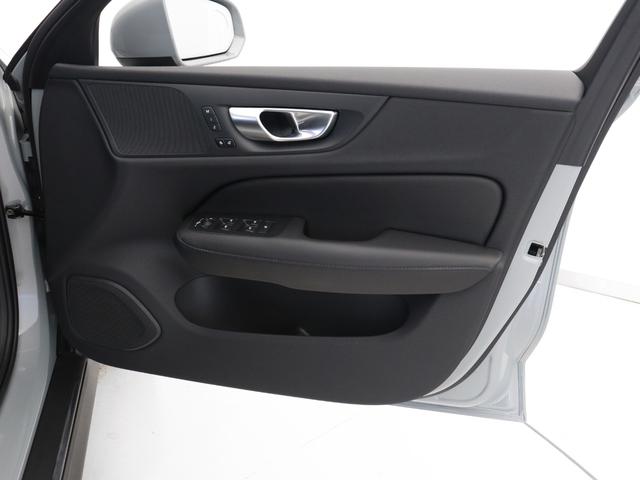 Ｖ６０ クロスカントリー　プラス　Ｂ５　ＡＷＤ　Ｇｏｏｇｌｅ搭載　前後純正ドラレコ　４８Ｖ　ヴェイパーグレーメタリック　ダークティンテッドガラス　前後シートヒーター　ステアリングヒーター　１８インチダイヤモンドカットＡＷ　ワイヤレススマホチャージ（39枚目）