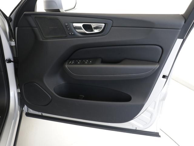 ＸＣ６０ Ｂ５　ＡＷＤ　インスクリプション　前後純正ドラレコ　４８Ｖ　ｈａｒｍａｎ／ｋａｒｄｏｎ　１９インチＡＷ　前後シートヒーター　ステアリングホイールヒーター　クリスタルシフトノブ　パワーテールゲート　３６０°カメラ　ドリフトウッドパネル（35枚目）