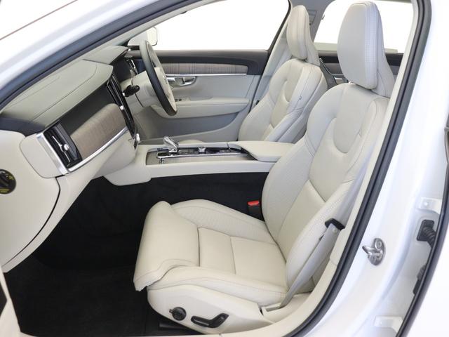 Ｖ９０ アルティメット　Ｂ５　電動パノラマサンルーフ　エアサス　社内使用　前後純正ドラレコ　Ｇｏｏｇｌｅ搭載　４８Ｖ　１９インチダイヤモンドカットＡＷ　白革　ｈａｒｍａｎ／ｋａｒｄｏｎサウンド　前後シートヒーター　シートエアコン（12枚目）