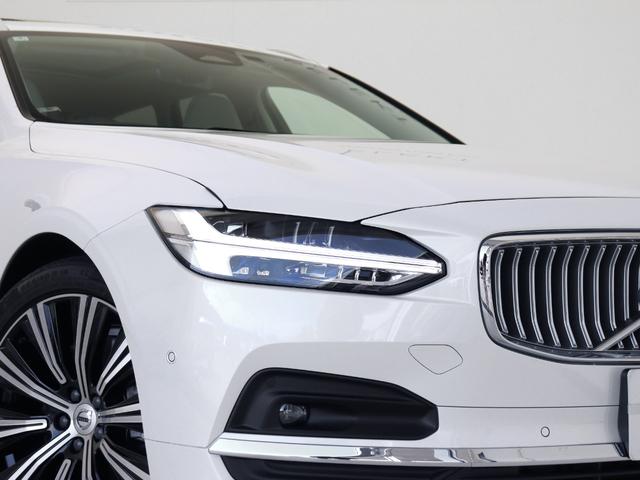 Ｖ９０ アルティメット　Ｂ５　電動パノラマサンルーフ　エアサス　社内使用　前後純正ドラレコ　Ｇｏｏｇｌｅ搭載　４８Ｖ　１９インチダイヤモンドカットＡＷ　白革　ｈａｒｍａｎ／ｋａｒｄｏｎサウンド　前後シートヒーター　シートエアコン（25枚目）