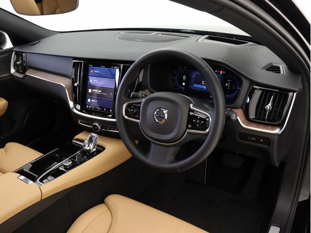 Ｖ６０ ウルトラ　Ｔ６　ＡＷＤ　プラグインハイブリッド　ＰＨＥＶ　電動パノラマサンルーフ　Ｇｏｏｇｌｅ搭載　ドラレコ　ｈａｒｍａｎ／ｋａｒｄｏｎプレミアムサウンド　茶革　リニアライムウッドパネル　クリスタルシフトノブ　１９インチＡＷ　前後シートヒーター（38枚目）