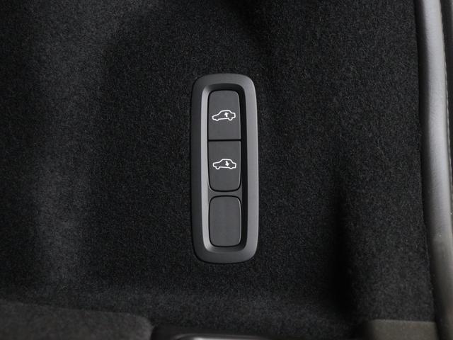 ＸＣ６０ リチャージアルティメトＴ６ＡＷＤプラグインハイブリド　ＰＨＥＶ　サンルーフ　Ｂ＆Ｗ　エアサス　Ｇｏｏｇｌｅ　ドラレコ　２１インチダイヤモンドカットＡＷ　リニアライムウッドパネル　クリスタルシフトノブ　リラクゼーション機能　ワイヤレススマホチャージ（34枚目）