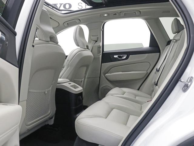 ＸＣ６０ リチャージ　ＰＨＶ　Ｔ６　ＡＷＤ　インスクリプション　ＰＨＥＶ　電動パノラマサンルーフ　エアサス　Ｇｏｏｇｌｅ搭載　前後純正ドラレコ　ｈａｒｍａｎ／ｋａｒｄｏｎ　２０インチＡＷ　白革　クリスタルシフトノブ　前後シートヒーター　ステアリングホイールヒーター（14枚目）