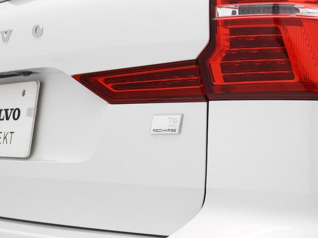 ＸＣ６０ リチャージ　ＰＨＶ　Ｔ６　ＡＷＤ　インスクリプション　ＰＨＥＶ　電動パノラマサンルーフ　エアサス　Ｇｏｏｇｌｅ搭載　前後純正ドラレコ　ｈａｒｍａｎ／ｋａｒｄｏｎ　２０インチＡＷ　白革　クリスタルシフトノブ　前後シートヒーター　ステアリングホイールヒーター（32枚目）