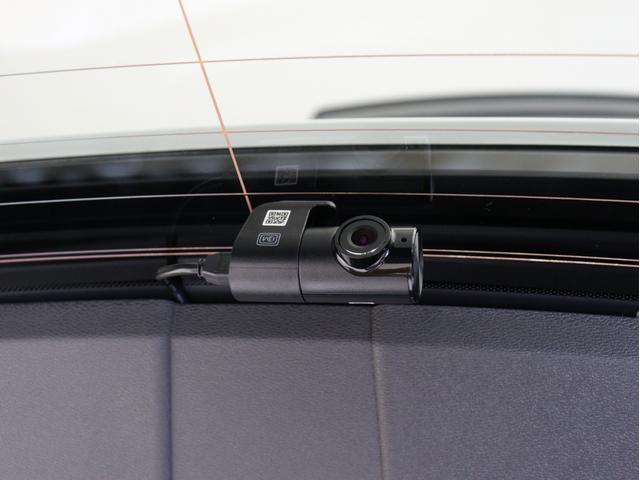 Ｖ６０ ウルトラ　Ｔ６　ＡＷＤ　プラグインハイブリッド　ＰＨＥＶ　電動パノラマサンルーフ　２０２５年モデル　Ｇｏｏｇｌｅ　ドラレコ　茶革　クリスタルシフトノブ　リニアライムウッドパネル　ベンチレーション機能　前後シートヒーター　ｈａｒｍａｎ／ｋａｒｄｏｎ（36枚目）