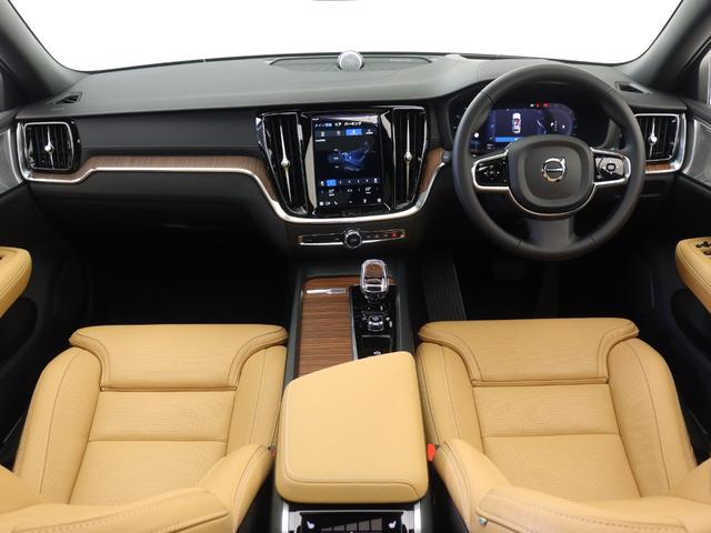 Ｖ６０ クロスカントリー　アルティメット　Ｂ５　ＡＷＤ　電動パノラマサンルーフ　Ｂ＆Ｗプレミアムサウンド　Ｇｏｏｇｌｅ搭載　前後純正ドラレコ　４８Ｖ　前後シートヒーター　ステアリングヒーター　クリスタルシフトノブ　１９インチＡＷ　リラクゼーション機能（4枚目）