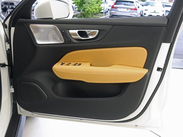 Ｖ６０ クロスカントリー　アルティメット　Ｂ５　ＡＷＤ　電動パノラマサンルーフ　Ｂ＆Ｗプレミアムサウンド　Ｇｏｏｇｌｅ搭載　前後純正ドラレコ　４８Ｖ　前後シートヒーター　ステアリングヒーター　クリスタルシフトノブ　１９インチＡＷ　リラクゼーション機能（40枚目）