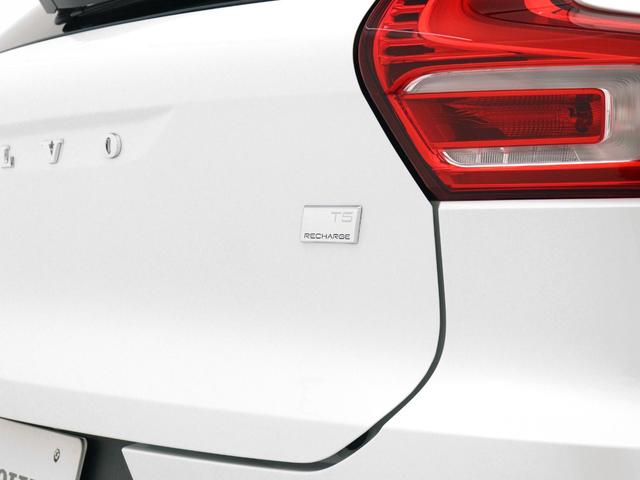 ＸＣ４０ リチャージ　ＰＨＶ　Ｔ５　インスクリプション　ＰＨＥＶ　電動パノラマサンルーフ　前後純正ドラレコ　ｈａｒｍａｎ／ｋａｒｄｏｎ　前後シートヒーター　ステアリングヒーター　パワーテールゲート　クリスタルシフトノブ　１９インチＡＷ　ドリフトウッドパネル（33枚目）