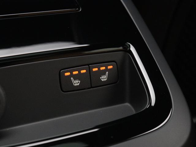 Ｖ６０ リチャジアルティメットＴ６ＡＷＤプラグインハイブリド　ＰＨＥＶ　電動パノラマサンルーフ　Ｇｏｏｇｌｅ搭載　純正３６０°ドラレコ　茶革　ｈａｒｍａｎ／ｋａｒｄｏｎ　クリスタルシフトノブ　リニアライムウッドパネル　ベンチレーション機能　リラクゼーション機能（15枚目）