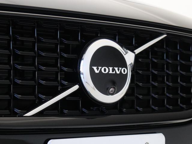 Ｖ６０ リチャジアルティメットＴ６ＡＷＤプラグインハイブリド　ＰＨＥＶ　電動パノラマサンルーフ　Ｇｏｏｇｌｅ搭載　純正３６０°ドラレコ　茶革　ｈａｒｍａｎ／ｋａｒｄｏｎ　クリスタルシフトノブ　リニアライムウッドパネル　ベンチレーション機能　リラクゼーション機能（24枚目）