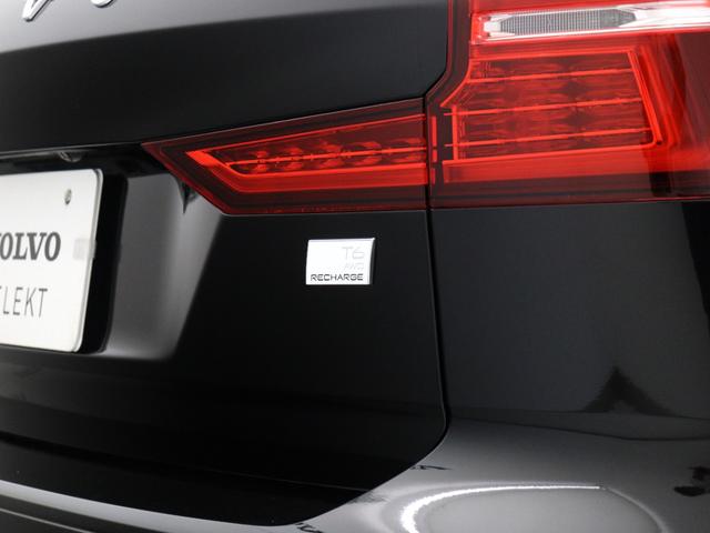 Ｖ６０ リチャジアルティメットＴ６ＡＷＤプラグインハイブリド　ＰＨＥＶ　電動パノラマサンルーフ　Ｇｏｏｇｌｅ搭載　純正３６０°ドラレコ　茶革　ｈａｒｍａｎ／ｋａｒｄｏｎ　クリスタルシフトノブ　リニアライムウッドパネル　ベンチレーション機能　リラクゼーション機能（31枚目）