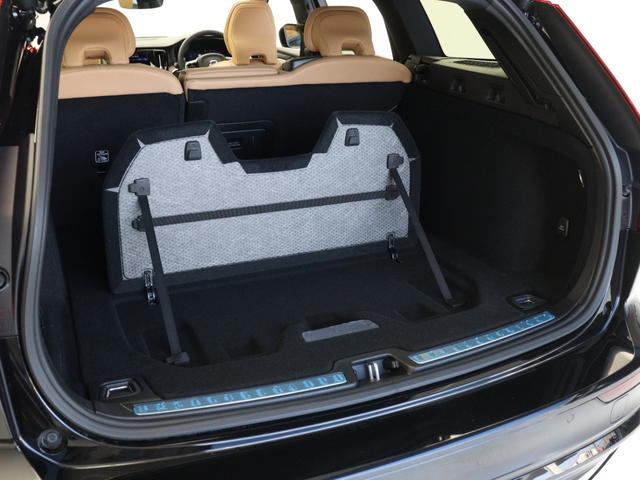 Ｖ６０ リチャジアルティメットＴ６ＡＷＤプラグインハイブリド　ＰＨＥＶ　電動パノラマサンルーフ　Ｇｏｏｇｌｅ搭載　純正３６０°ドラレコ　茶革　ｈａｒｍａｎ／ｋａｒｄｏｎ　クリスタルシフトノブ　リニアライムウッドパネル　ベンチレーション機能　リラクゼーション機能（33枚目）