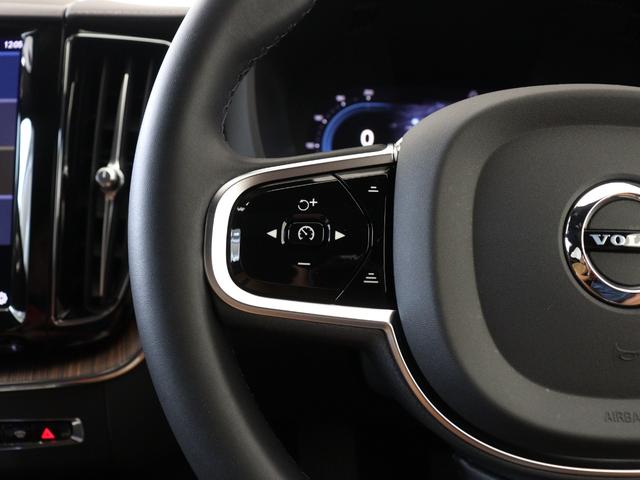 ＸＣ６０ リチャージアルティメトＴ６ＡＷＤプラグインハイブリド　ＰＨＥＶ　電動パノラマサンルーフ　Ｂ＆Ｗプレミアムサウンド　エアサス　Ｇｏｏｇｌｅ搭載　ドラレコ　ベンチレーション機能　リラクゼーション機能　リニアライムウッドパネル　クリスタルシフトノブ　２１ＡＷ（23枚目）