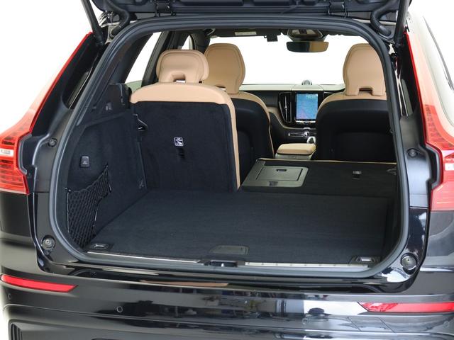 ＸＣ６０ リチャージアルティメトＴ６ＡＷＤプラグインハイブリド　ＰＨＥＶ　電動パノラマサンルーフ　Ｂ＆Ｗプレミアムサウンド　エアサス　Ｇｏｏｇｌｅ搭載　ドラレコ　ベンチレーション機能　リラクゼーション機能　リニアライムウッドパネル　クリスタルシフトノブ　２１ＡＷ（33枚目）