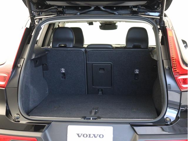 ＸＣ４０ アルティメット　Ｂ４　ＡＷＤ　ピクセルＬＥＤヘッドライト　２０２３年モデル　Ｇｏｏｇｌｅ搭載　前後ドラレコ　４８Ｖ　ｈａｒｍａｎ／ｋａｒｄｏｎ　クリスタルシフトノブ　ドリフトウッドパネル　１９インチＡＷ　前後シートヒーター（10枚目）