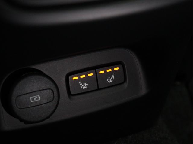 ＸＣ４０ アルティメット　Ｂ４　ＡＷＤ　ピクセルＬＥＤヘッドライト　２０２３年モデル　Ｇｏｏｇｌｅ搭載　前後ドラレコ　４８Ｖ　ｈａｒｍａｎ／ｋａｒｄｏｎ　クリスタルシフトノブ　ドリフトウッドパネル　１９インチＡＷ　前後シートヒーター（13枚目）