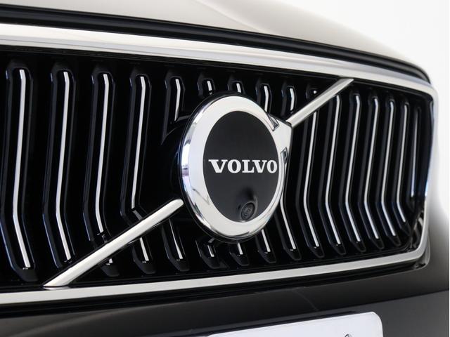 ＸＣ４０ アルティメット　Ｂ４　ＡＷＤ　ピクセルＬＥＤヘッドライト　２０２３年モデル　Ｇｏｏｇｌｅ搭載　前後ドラレコ　４８Ｖ　ｈａｒｍａｎ／ｋａｒｄｏｎ　クリスタルシフトノブ　ドリフトウッドパネル　１９インチＡＷ　前後シートヒーター（23枚目）