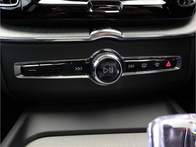 ＸＣ６０ ウルトラ　Ｂ５　ＡＷＤ　サンルーフ　Ｂ＆Ｗプレミアムサウンド　エアサス　２０２５年モデル　Ｇｏｏｇｌｅ搭載　ドラレコ　４８Ｖ　ドリフトウッドパネル　クリスタルシフトノブ　１９ＡＷ　ベンチレーション機能　リラクゼーション機能（47枚目）