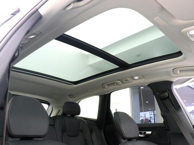 XC60 アルティメット B5 AWD サンルーフ Google搭載 ドラレコ 48V ランニングボード クリスタルシフトノブ リニアライムウッドパネル ベンチレーション機能 リラクゼーション機能 前後シートヒーター ステアリングヒーター(5枚目)