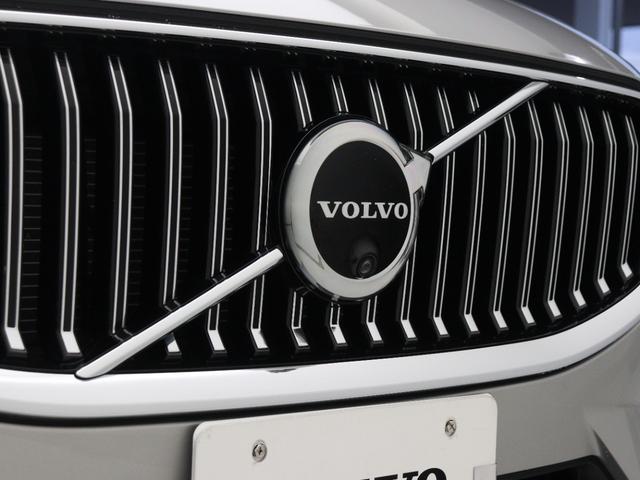 XC60 アルティメット B5 AWD サンルーフ Google搭載 ドラレコ 48V ランニングボード クリスタルシフトノブ リニアライムウッドパネル ベンチレーション機能 リラクゼーション機能 前後シートヒーター ステアリングヒーター(24枚目)