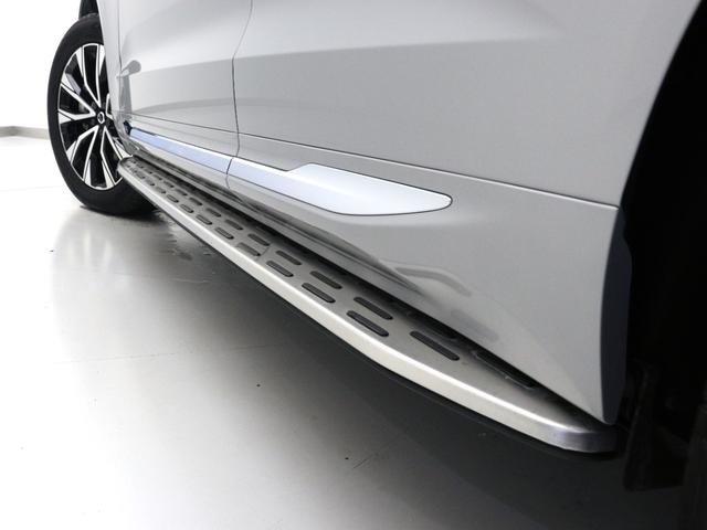 XC60 アルティメット B5 AWD サンルーフ Google搭載 ドラレコ 48V ランニングボード クリスタルシフトノブ リニアライムウッドパネル ベンチレーション機能 リラクゼーション機能 前後シートヒーター ステアリングヒーター(30枚目)