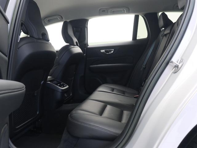 V60 アルティメット B4 Google搭載 ドラレコ 48V harman/kardon シルバードーンメタリック 前後シートヒーター ステアリングヒーター クリスタルシフトノブ ドリフトウッドパネル ワイヤレススマホチャージ(12枚目)