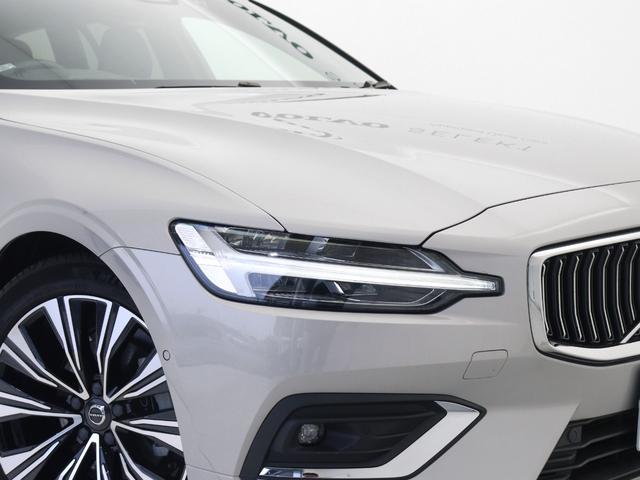 V60 アルティメット B4 Google搭載 ドラレコ 48V harman/kardon シルバードーンメタリック 前後シートヒーター ステアリングヒーター クリスタルシフトノブ ドリフトウッドパネル ワイヤレススマホチャージ(24枚目)