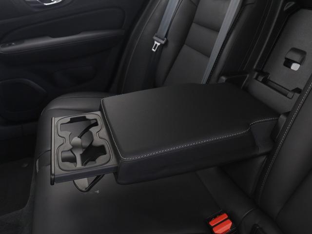 V60 アルティメット B4 Google搭載 ドラレコ 48V harman/kardon シルバードーンメタリック 前後シートヒーター ステアリングヒーター クリスタルシフトノブ ドリフトウッドパネル ワイヤレススマホチャージ(40枚目)
