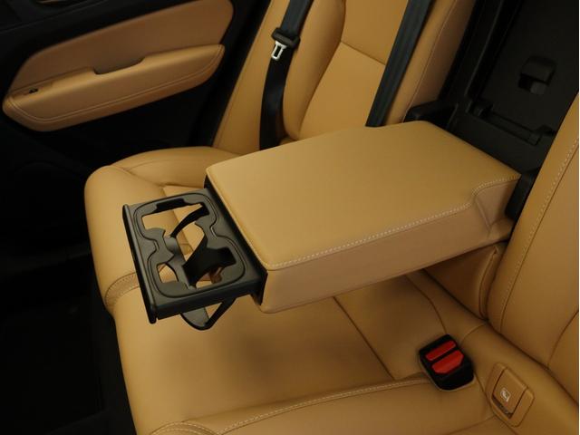 ＸＣ６０ アルティメット　Ｂ５　ＡＷＤ　サンルーフ　Ｇｏｏｇｌｅ搭載　ドラレコ　４８Ｖ　茶革　ｈａｒｍａｎ／ｋａｒｄｏｎ　リニアライムウッドパネル　クリスタルシフトノブ　前後シートヒーター　ステアリングホイールヒーター　リラクゼーション機能（41枚目）