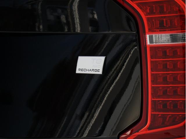 ＸＣ９０ リチャージアルテメットＴ８ＡＷＤプラグインハイブリド　ＰＨＥＶ　サンルーフ　エアサス　３列７人乗り　Ｇｏｏｇｌｅ搭載　ドラレコ　茶革　ｈａｒｍａｎ／ｋａｒｄｏｎ　前後シートヒーター　ステアリングホイールヒーター　クリスタルシフトノブ　２２インチＡＷ（33枚目）