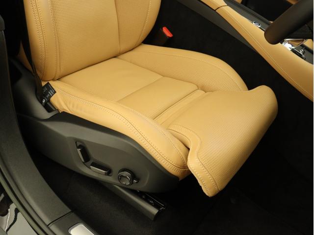 ＸＣ９０ リチャージアルテメットＴ８ＡＷＤプラグインハイブリド　ＰＨＥＶ　サンルーフ　エアサス　３列７人乗り　Ｇｏｏｇｌｅ搭載　ドラレコ　茶革　ｈａｒｍａｎ／ｋａｒｄｏｎ　前後シートヒーター　ステアリングホイールヒーター　クリスタルシフトノブ　２２インチＡＷ（40枚目）