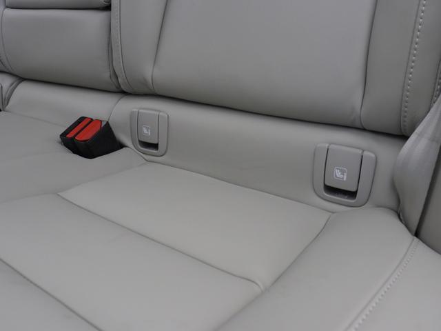 V60 ウルトラ B4 B&Wプレミアムサウンド Google搭載 ドラレコ 48V 白革 クリスタルシフトノブ 前後シートヒーター ステアリングヒーター リラクゼーション機能 ベンチレーション機能 パワーテールゲート(42枚目)