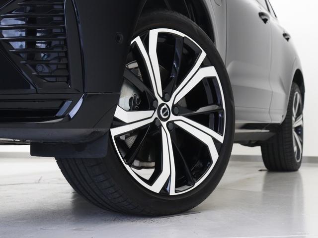 XC60 リチャージアルティメトT6AWDプラグインハイブリド PHEV サンルーフ B&W エアサス Google搭載 ドラレコ 21インチダイヤモンドカットAW リニアライムウッドパネル クリスタルシフトノブ リラクゼーション機能 ワイヤレススマホチャージ(10枚目)