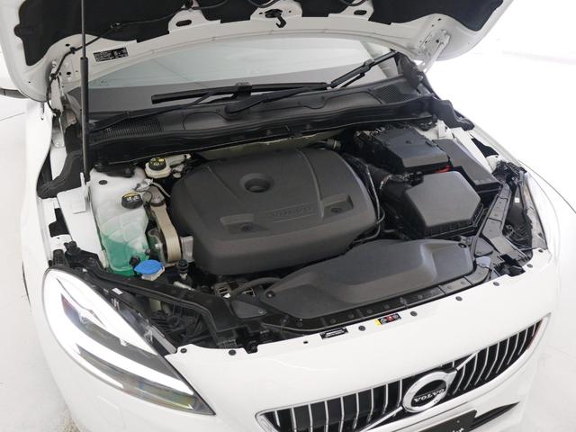 V40 T3 インスクリプション 2019年モデル ドラレコ harman/kardon モダンウッドパネル シートヒーター リアビューカメラ LEDヘッドライト パドルシフト 17インチAW レーンキープ 追従クルーズコントロール(22枚目)